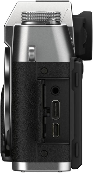 FUJIFILM X-T30 II | FUJINON XC15-45mmF3.5- 5.6 OIS PZ Kit Argento - Scopri l'innovazione di alta qualità - a soli 1284€