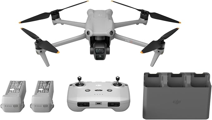 DJI Air 3 Fly More Combo con radiocomando DJI RC-N2, drone con doppia fotocamera principale con teleobiettivo medio e grandangolare 4K HDR - Scopri l'innovazione di alta qualità - a soli 1364€