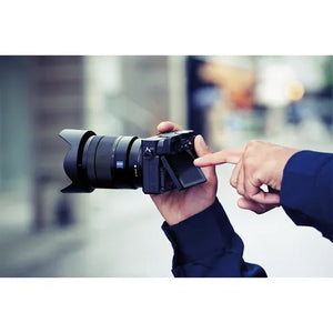 Sony ILCE-6400M - Alpha A6400 Kit con SEL18135 (Black) - Scopri l'innovazione di alta qualità - a soli 1215€
