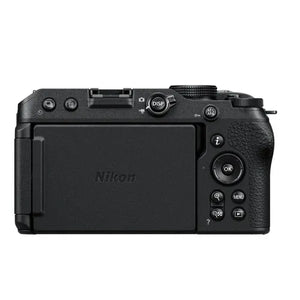 Nikon Z30 Kit con Nikkor Z DX 18-140mm f/3.5-6.3 VR - Scopri l'innovazione di alta qualità - a soli 1159€