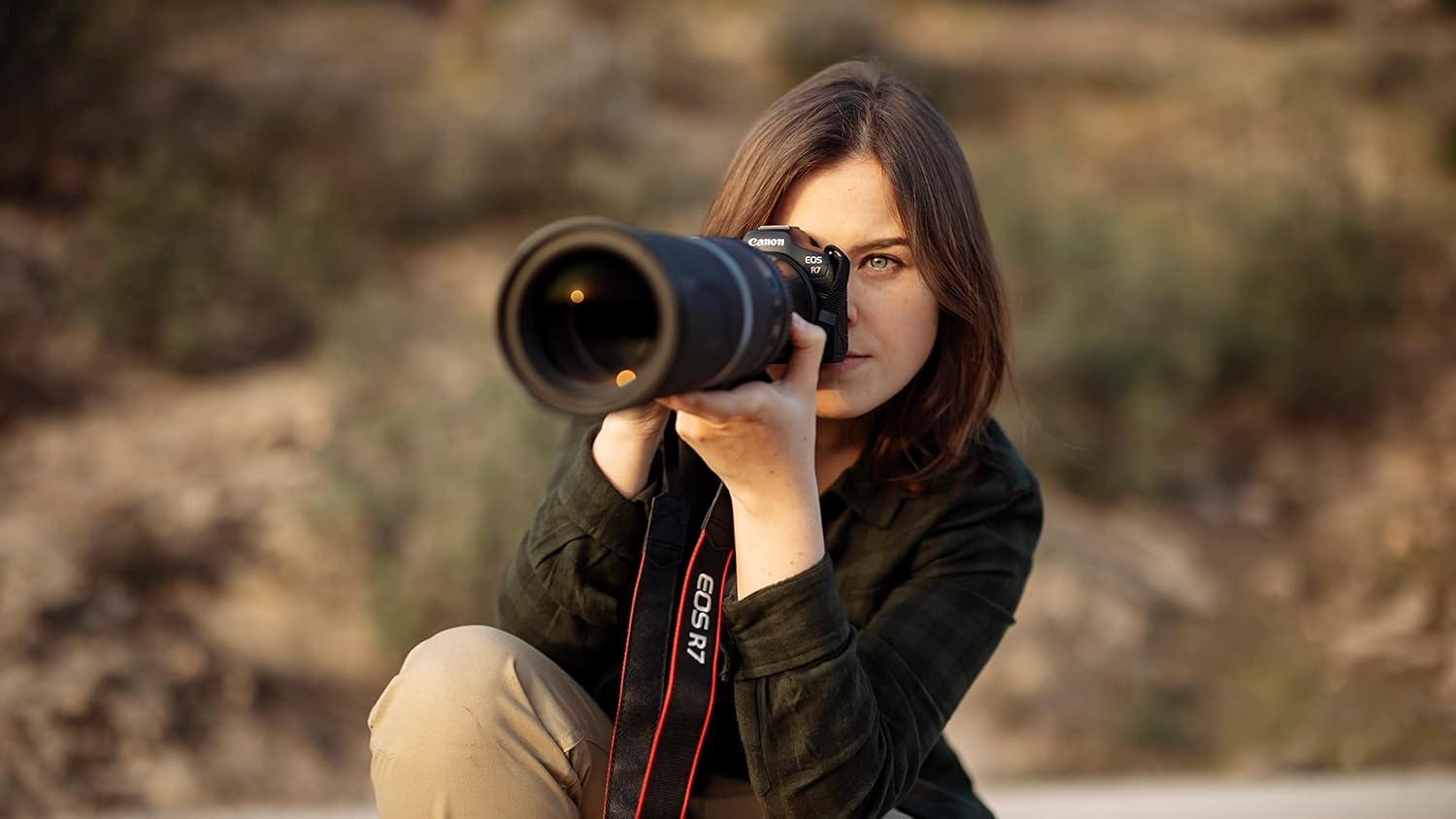 CANON EOS R7 + RF-S 18-150mm F3.5-6.3 IS STM - Scopri l'innovazione di alta qualità - a soli 1739€