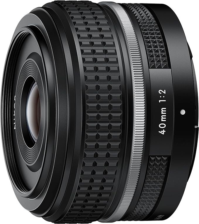NIKON Zf + Obiettivo NIKKOR Z 40mm f/2 SE - Scopri l'innovazione di alta qualità - a soli 2318€