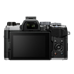 OM System OM-5 Kit con M.Zuiko Digital ED 14-150mm f/4.0-5.6 II (Silver) - Scopri l'innovazione di alta qualità - a soli 1332€