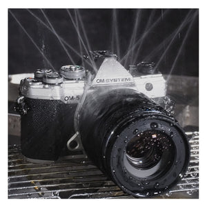 OM System OM-5 Kit con M.Zuiko Digital ED 14-150mm f/4.0-5.6 II (Silver) - Scopri l'innovazione di alta qualità - a soli 1332€