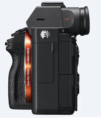 Sony ILCE-7M3K - Alpha A7 III Kit con SEL2870 - Scopri l'innovazione di alta qualità - a soli 1663€