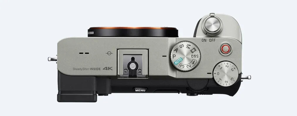 Sony Alpha 7 C - Fotocamera Digitale Mirrorless Full-frame, compatta e leggera, Real-time Autofocus, 24.2 MP, (Nera/argento) - Scopri l'innovazione di alta qualità - a soli 1415€