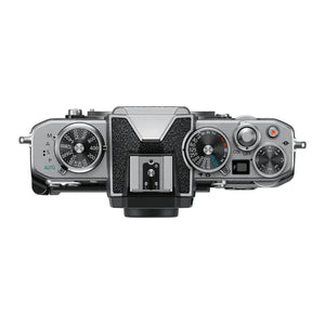 Nikon Z fc Kit con NIKKOR Z 28mm f/2.8 (SE) - Scopri l'innovazione di alta qualità - a soli 1129€
