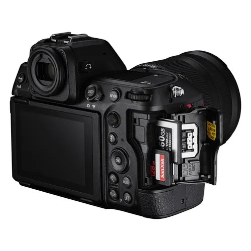 NIKON Z8 + Objectif Z 24-120mm f/4 S - Scopri l'innovazione di alta qualità - a soli 4962€